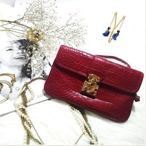 DKNY red crocodile crossbody clutc…